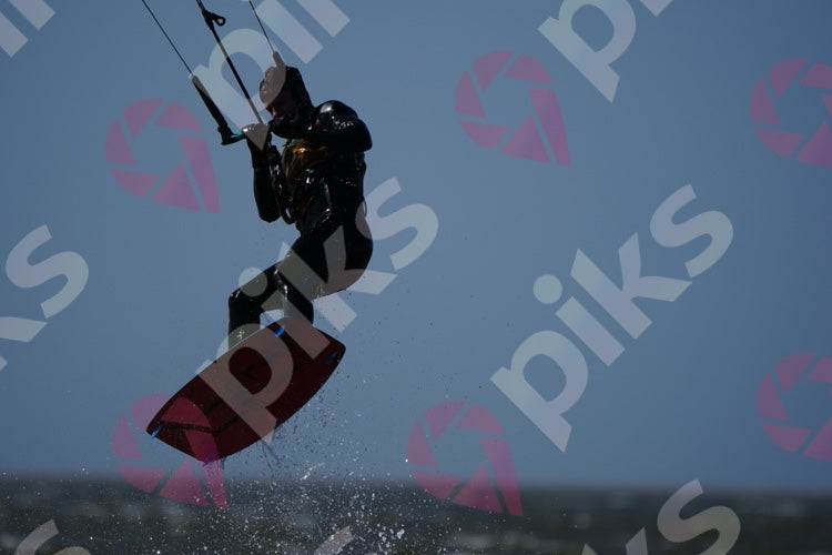 PIKS_34F4-7DB.jpg