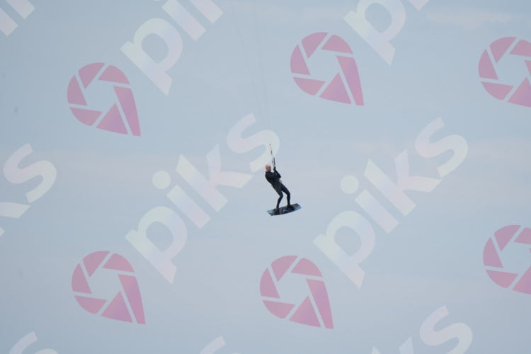 PIKS_3EC3-7DC.jpg