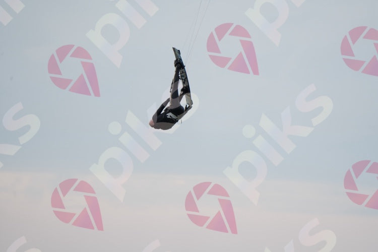 PIKS_70D8-ADC.jpg