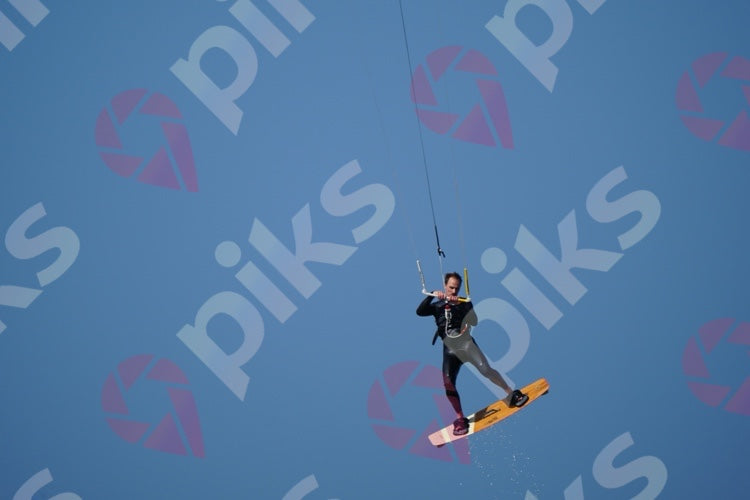 PIKS_A7F2-95E.jpg