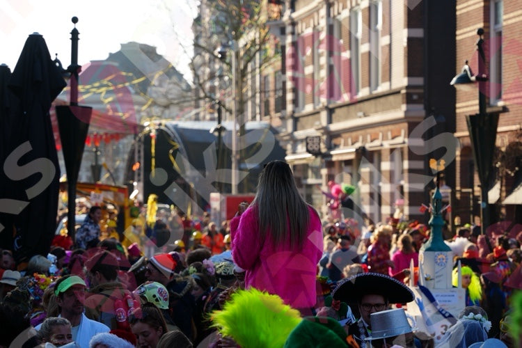 PIKS_DEBF-5D9.jpg