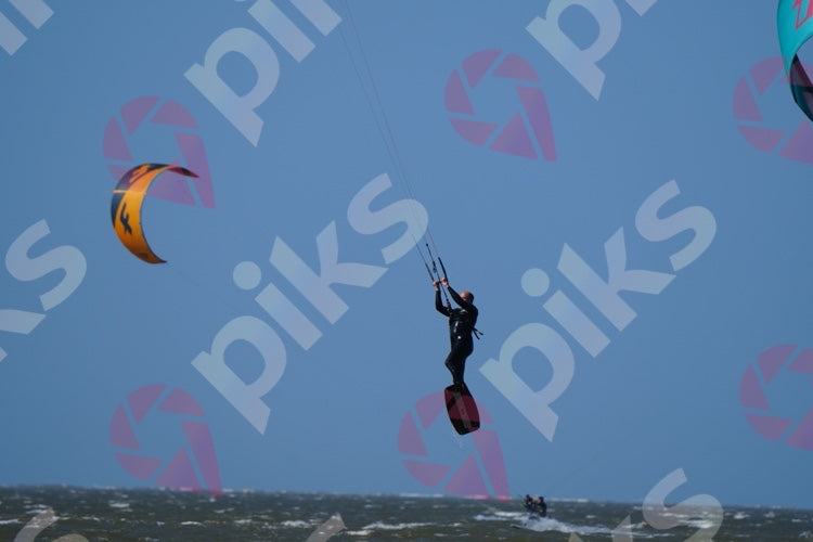PIKS_E74D-00F.jpg