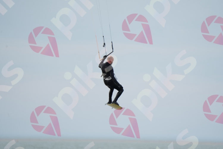 PIKS_7F07-04F.jpg