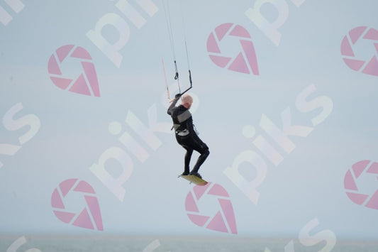 PIKS_7F07-04F.jpg