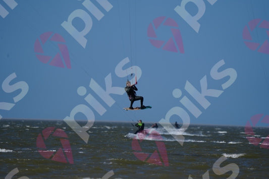 PIKS_9725-A1E.jpg
