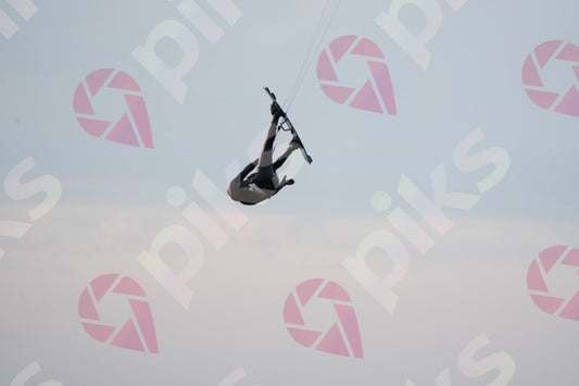 PIKS_9ED2-9B8.jpg